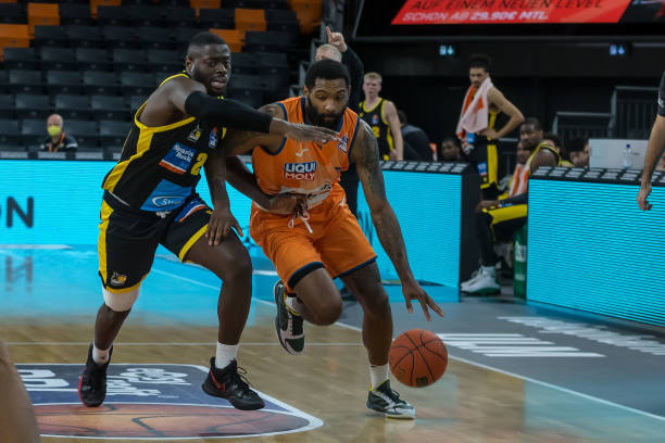 面对低级别 面对低级别